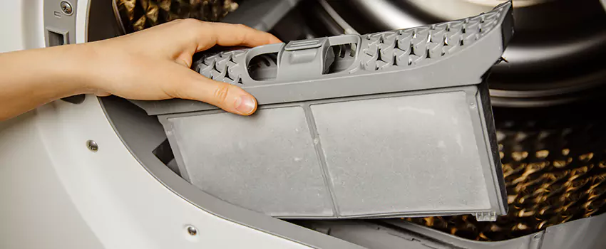 Signs Of A Clogged Dryer Lint Trap in Milford, Massachusetts